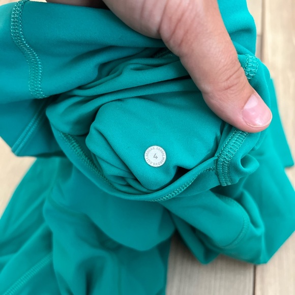 Lululemon Invigorate High-Rise Crop 23" - Picture 6 of 14